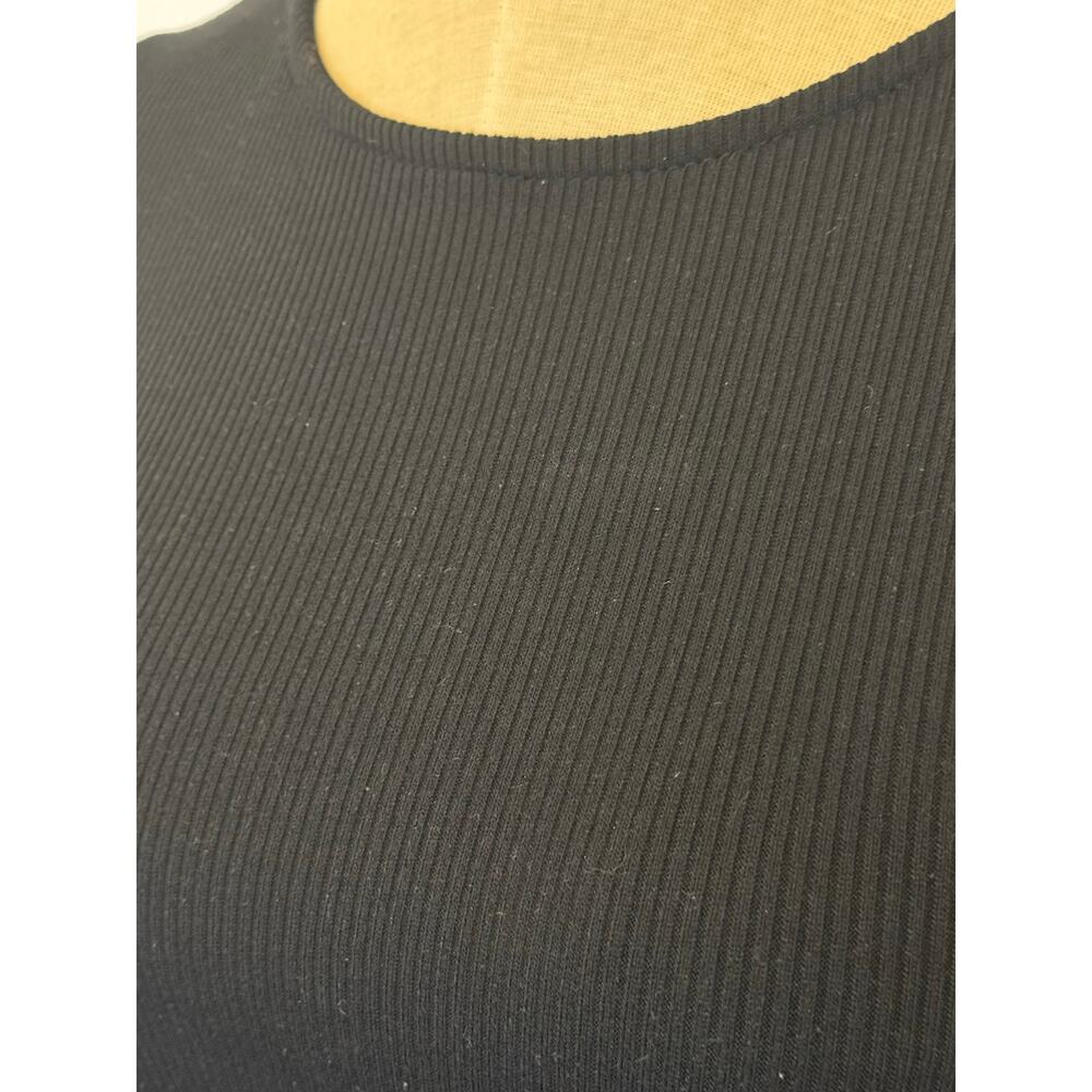 PRINCESS POLLY Black Ribbed Crew Neck Cropped Top Shirt size 4 - Picture 2 of 7